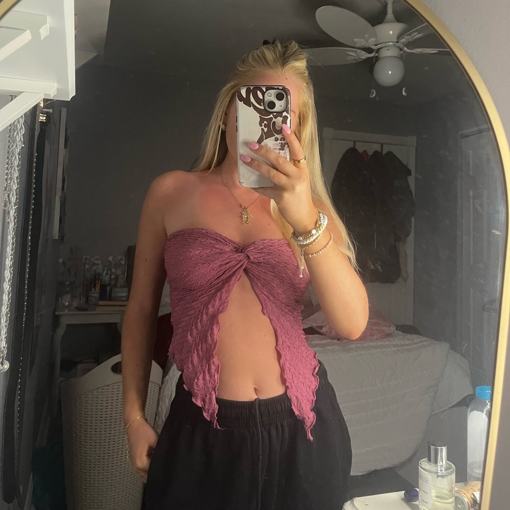 Trendy “going out” top!
